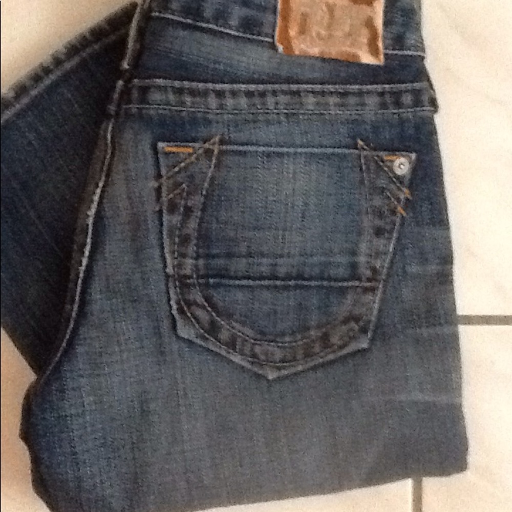 💕True Religion💕 Size 25 Straight cut jeans